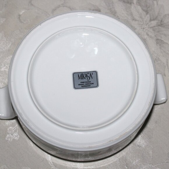 Mikasa Amazon Lidded Casserole Dish | Vintage Lidded Vegetable Bowl - Picture 7 of 7